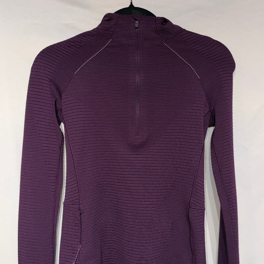 Lululemon Ventscape Hooded Balaclava Long Sleeve Dramatic Magenta Size 2 - Picture 5 of 11